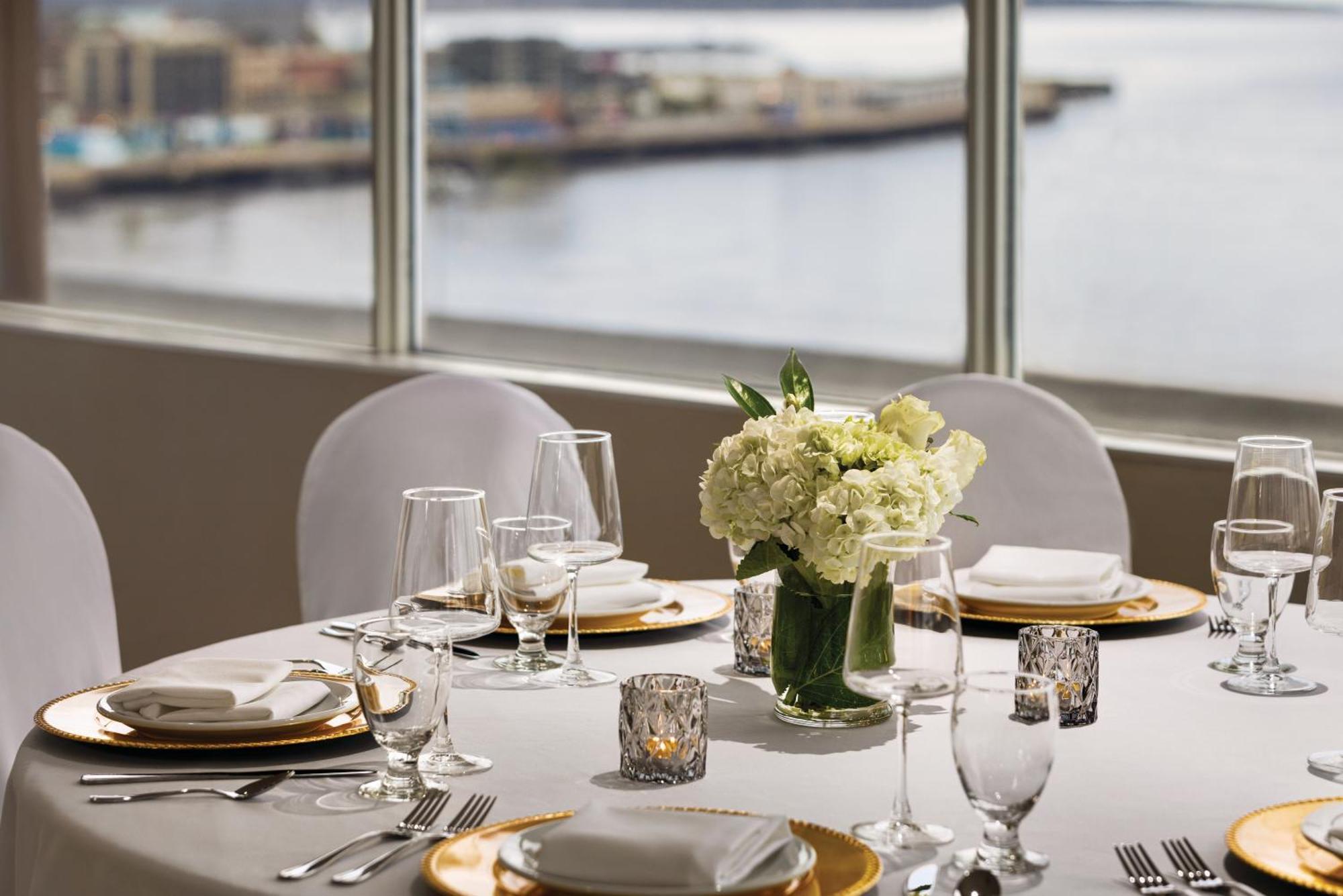 Hotel Crowne Plaza Saint John Harbour View By Ihg Zewnętrze zdjęcie